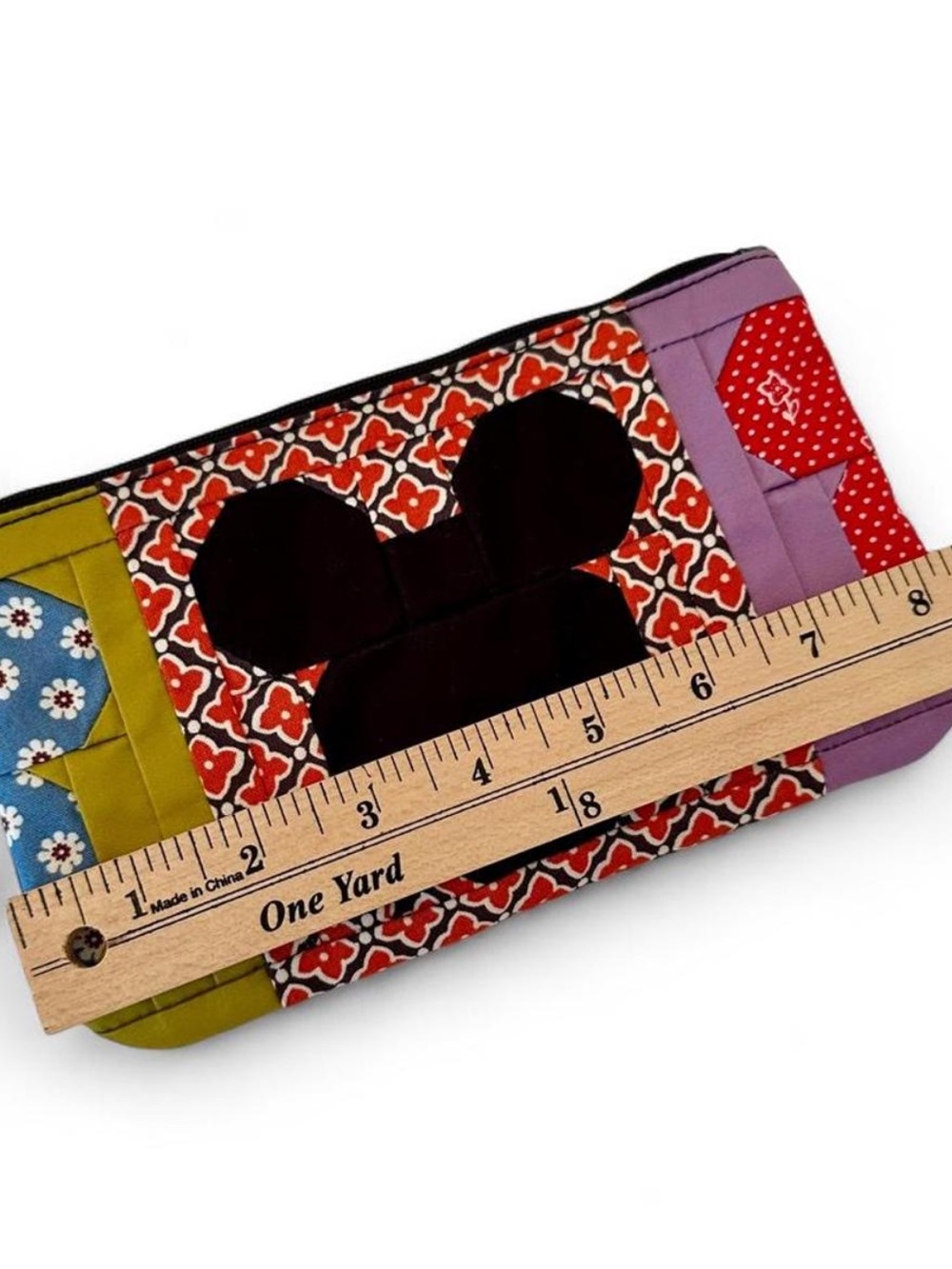 Disney Vera Bradley Mickey Mouse on Repeat Patchwork Wristlet Retired NWT - Picture 7 of 8